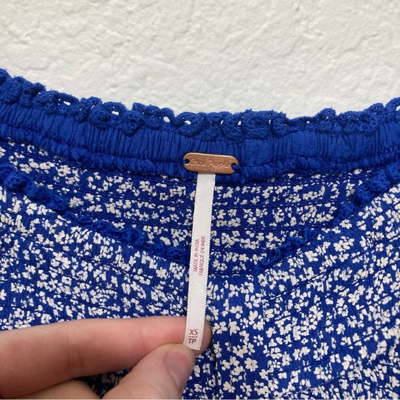 Free People Brittnee floral smocked baby doll top - Picture 5 of 13